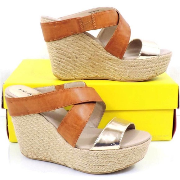 Kenneth Cole Reaction Oscar Rent Her Platform Wedge Sandals Light Gold Size 7 - Picture 5 of 7